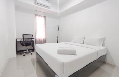 Jatingaleh Apartment | Good Deal 1BR at Paltrow City Apartment By Travelio
