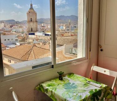 Centro Apartment | Good Energies Room in Málaga Center with Private Bathroom