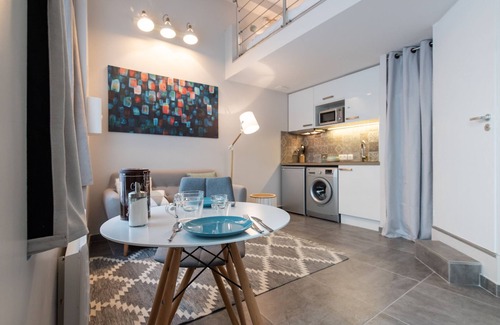 Villette Gare Apartment | Good Night Inn Lyon