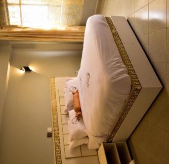 Hospital Hotel | Good Putt Hotel
