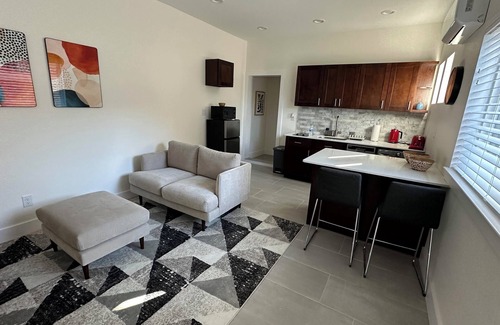 Apache Shores Apartment | Good Vibes & Great Energy House