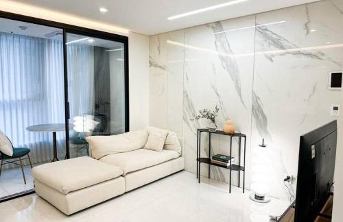 Seocho-dong Apartment | Goodfellow seocho gangnam Seoul arts center