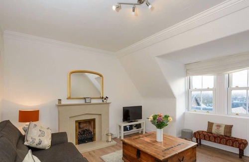 Gullane Apartment | Goose Green View