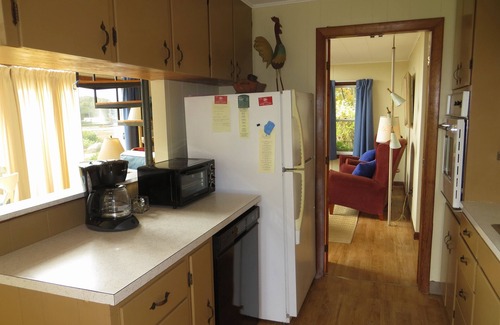 Kennebunkport Cottage | Goose Rocks Beach 3BR-2Bath, River View-Walk 2 Beach-Avail Oct 4-13, 2025