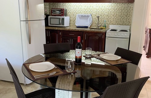 Ocho Rios Condo | Gordon's Beachfront Condo