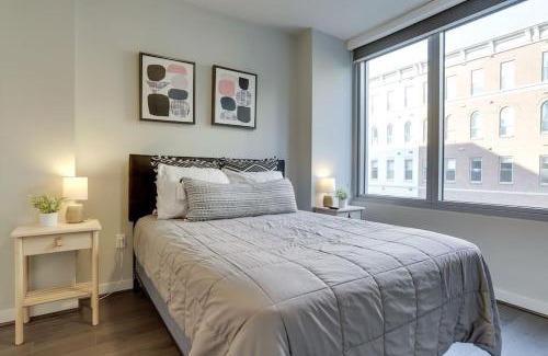 Clarendon Apartment | Gorgeous 1 Bedroom At Clarendon With Gym and Rooftop