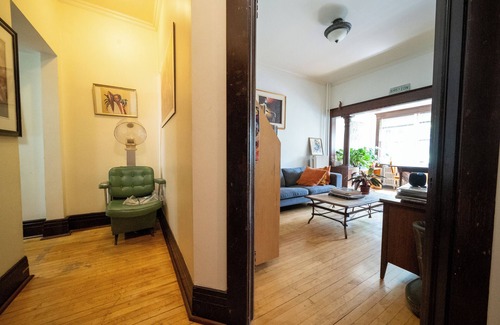Parkdale Apartment | Gorgeous 1000 sq foot apartment above storefront on Queen Street West/Parkdale