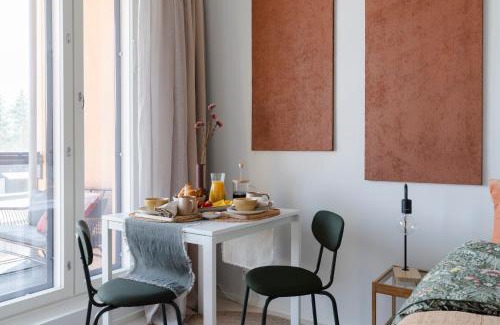 Sundsberg Apartment | Gorgeous 1BR, Balcony & parking