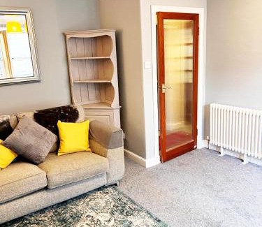 Dunbar Apartment | Gorgeous 3 bedroom Dunbar Serviced Apartment