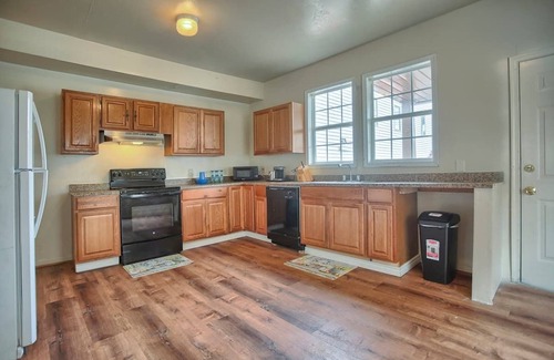 Progress House | "Gorgeous 3 bedroom House Close to Hershey Park"