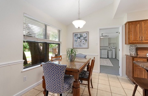 Round Rock West House | Gorgeous 5-bedroom House in Established Round Rock Neighborhood