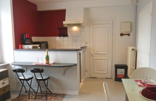 Hirel Apartment | Gorgeous apartment in Vildé-la-Marine