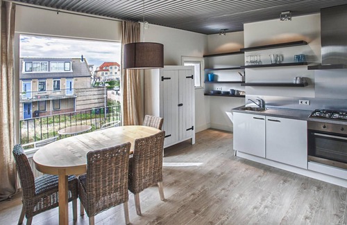 Bergen aan Zee Apartment | Gorgeous apartment in Bergen aan Zee