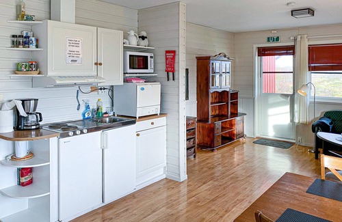 Offersøy Apartment | Gorgeous apartment in Offersøy