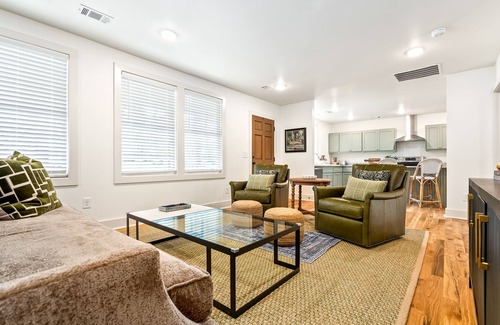 Auburn House | Gorgeous Auburn Getaway! BRAND NEW 3Bed/3Bath