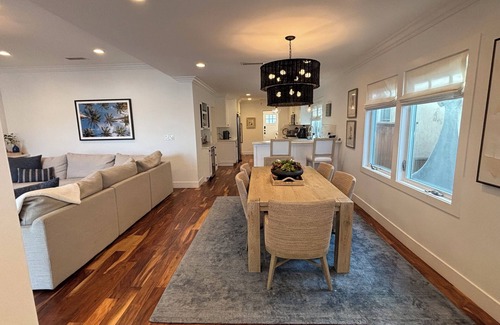 Belmont Shore House | Gorgeous Belmont Beach house two blocks to the beach!