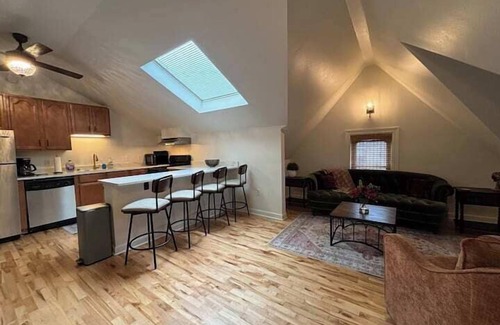 Brewers Hill House | Gorgeous Brewers Hill Victorian