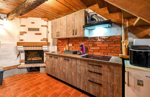 Zabok House | Gorgeous home in Prosenik Gubasevski