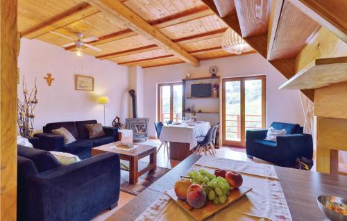 Trstenik Puscanski House | Gorgeous Home In Trstenik Puscanski