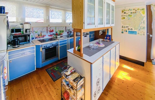 Hova House | Gorgeous home in Delebäck with sauna