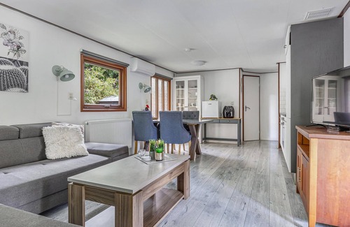 Erm House | Gorgeous home in Erm with WiFi