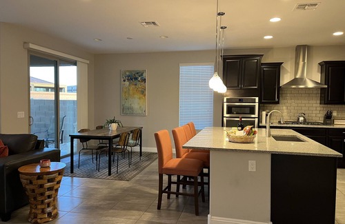 Tucson House | Gorgeous Home In Gated Community For You