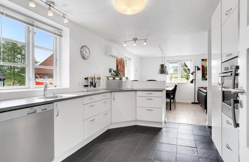 Juelsminde House | Gorgeous home in Juelsminde with sauna