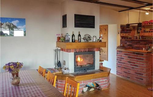 Kalnik House | Gorgeous Home In Kalnik With Sauna