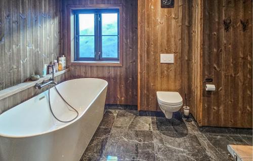 Lardal Municipality House | Gorgeous Home In Passebekk With Kitchen