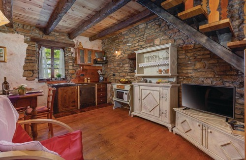 Heki House | Gorgeous home in Pazin with WiFi