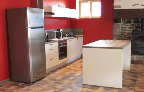 Pleudihen-sur-Rance House | Gorgeous Home In Pleudihen Sur Rance