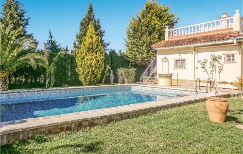 La Pobla de Vallbona House | Gorgeous Home In Urbanización La Sima