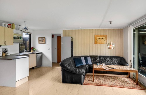 Holloselund House | Gorgeous home in Vejby with kitchen
