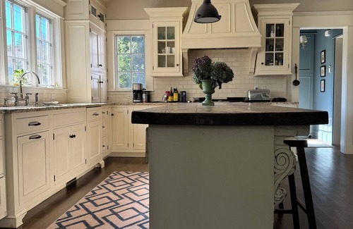 South Duxbury House | Gorgeous home steps from a private beach