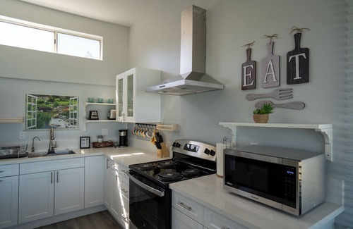 Lake Elsinore House | Gorgeous Lake Front Home w/Boat Access