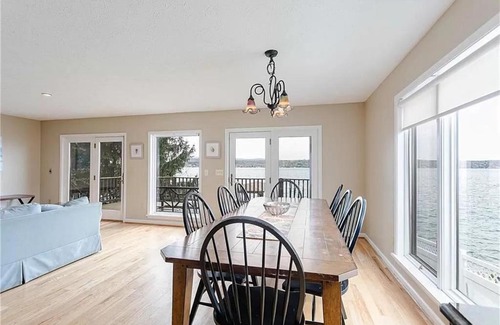 Rushville Villa | Gorgeous Lake Front House with Dock, 9 Bedroom & 4 Bathrooms
