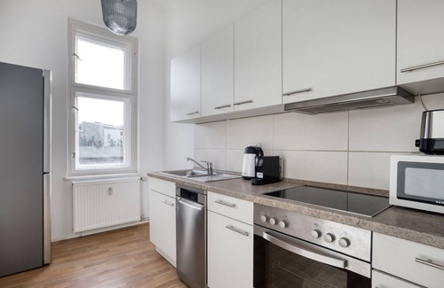 Pankow Apartment | Gorgeous Mitte 1BR nr Bürgerpark Pankow, by Blueground