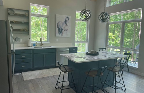 Burkesville House | Gorgeous new 3 bdr house right by entrance to Dale Hollow Lake State Resort Park