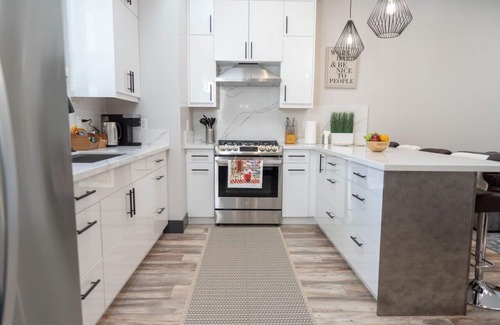 North Hollywood House | GORGEOUS NEW 3BR HOME w/ROOFTOP DECK & PARTIAL OUTDOOR KITCHEN BUILT 2022 p57