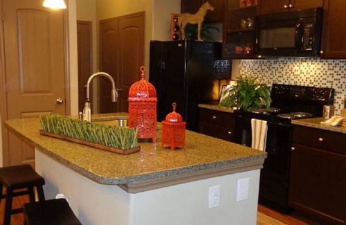 Grogan's Mill Apartment | Gorgeous Pool View 1 Bedroom/1 Bath Condo in The