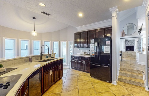 Upper Grand Lagoon House | Gorgeous private home, great for families, canal front & close to beach