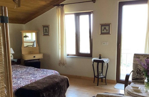 Gebze Apartment | Gorgeous Private Villa with a View in Kocaeli