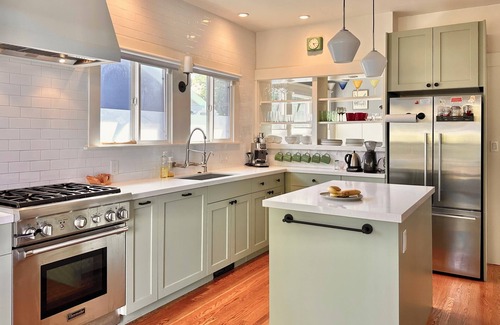 Piedmont Avenue House | Gorgeous Rockridge Bungalow close to BART and great shops