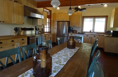 Sheffield House | Gorgeous Sheffield Home in Heart of Berkshires