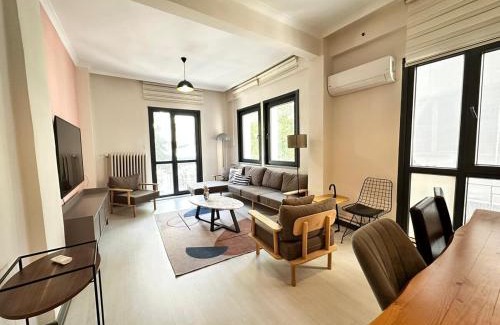 Galata Apartment | Gorgeous, Spacious Apartment in Karaköy 4BR, 2BA