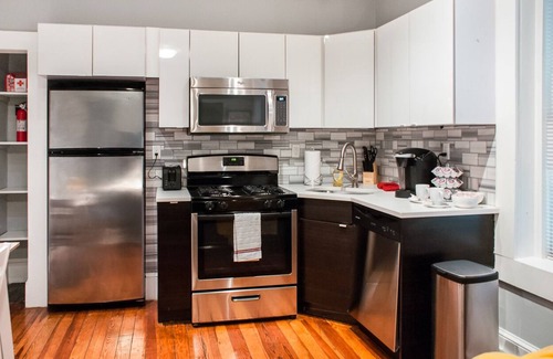 Mill River Apartment | Gorgeous Wooster Sq. apt. - wshr/dryr, parking
