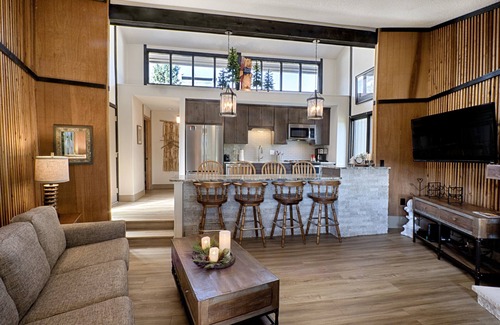Peak 8 Condo | Gorgeously remodeled Condo with great location!