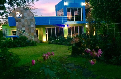 Roble House | Gosen Beautiful & Luxury House in the Mountains, Relax and Enjoy nature!