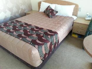 West Gosford Hotel | Gosford Palms Motor Inn