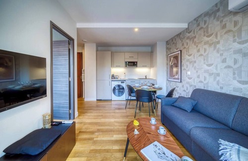 Quartier Exposition-Bajatiere Apartment | #GQ | Le Beau Mallifaud🌼